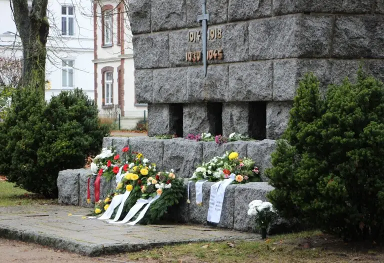 Volkstrauertag 2025 in Waren